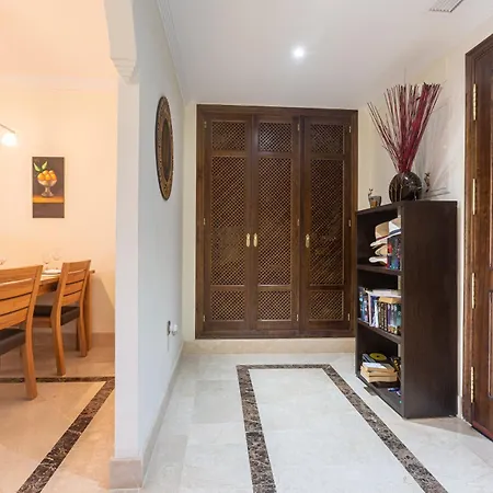 San Antonio Two Bedroom With Swimming Pool Apartment