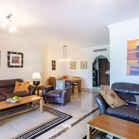 Apartment San Antonio Two Bedroom With Swimming Pool *