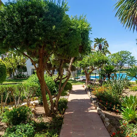 San Antonio Two Bedroom With Swimming Pool Apartment